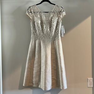 Brand new with tags Kay Unger size 2 party dress